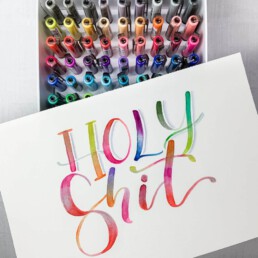 Lettering Brushlettering Holy shit mit Blending Technik und Karin Marker